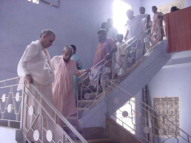 a16_stairway.jpg