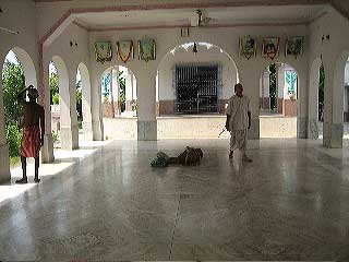 061011_bamunpara_22