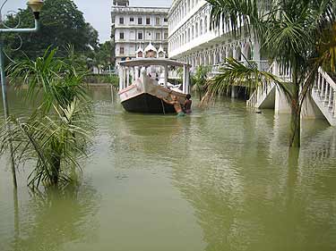 061011_bamunpara_16