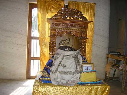picture-02