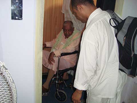 picture-02