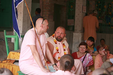 picture-09